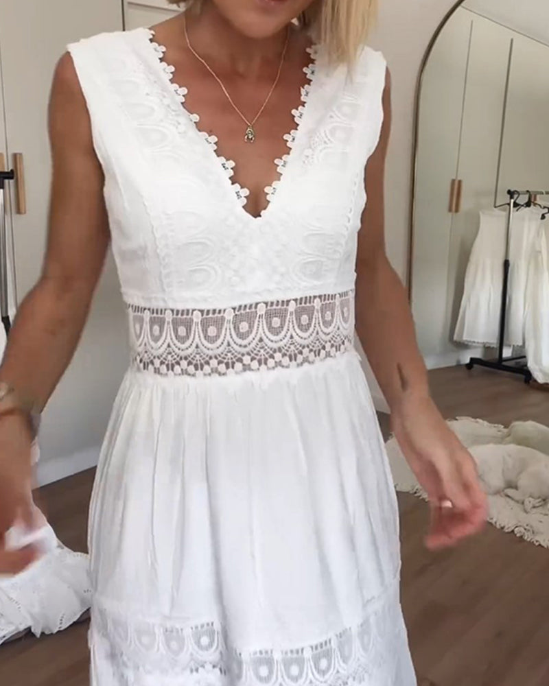 Elegant -  V-neck Lace Dress for Special Events