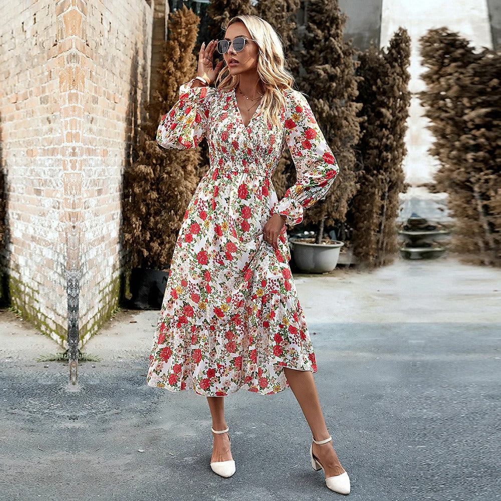 Savannah – V-Neck Floral Lantern Sleeve Dress