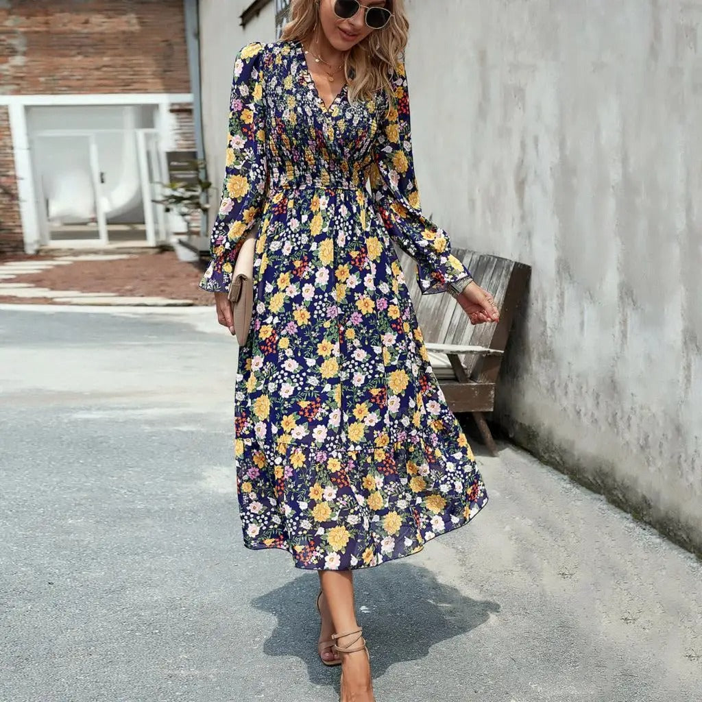 Savannah – V-Neck Floral Lantern Sleeve Dress